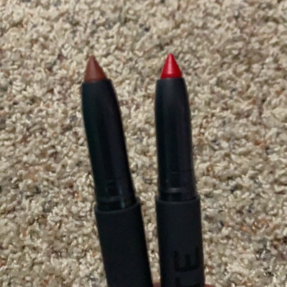 High End Lipstick and Lipgloss Deluxe Size Sampler - Picture 6 of 7